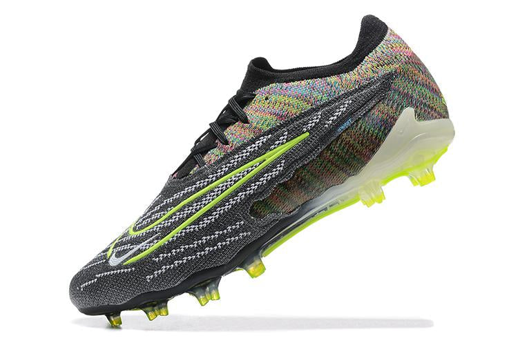 Chuteira Nike Phantom GX Low Elite FG Campo