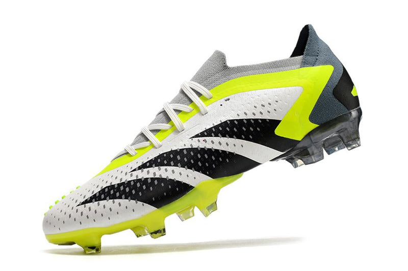 Chuteira adidas Predator Accuracy 1 Campo