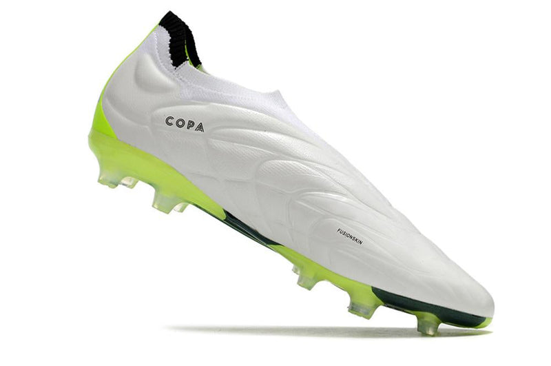 Chuteira Adidas Copa PureFirm Ground Campo