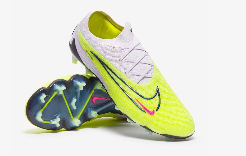 Chuteira Nike Phantom GX Low Elite FG Campo